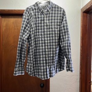 Banana Republic Casual Button Down